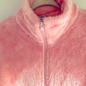 ☃️ 🎁NEW. NEVER WORN. FLUFFY FLEECE IN OR OUT MID WT ZIP TOP. sz L